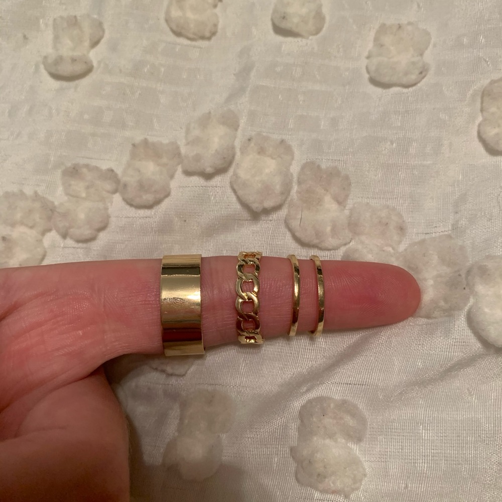 gold ring set